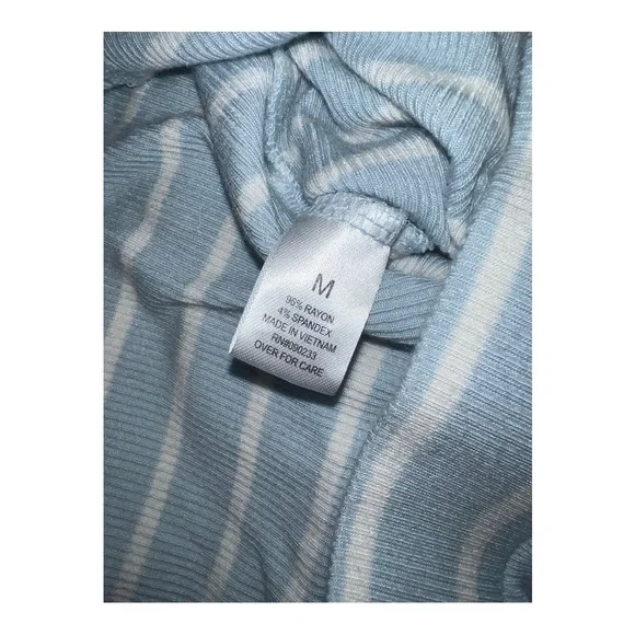 medium - Picture 4 of 4